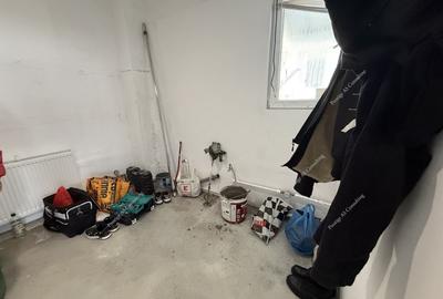 SAD - Spatiu comercial Central cu inaltime de 4 metri langa Piata 700 - 1