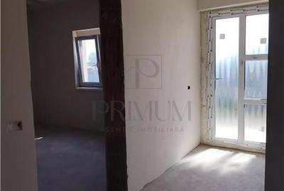Duplex individual - spatios - canalizare - personalizare interioara - mansardabi - 2
