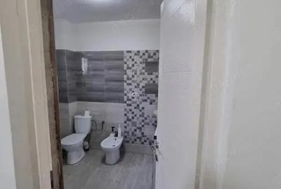 A 35 Proprietarul vinde casa amenajata ,mobilata ,utilata ,nou , Margineni Bacau, 90 mp cu teren - 13