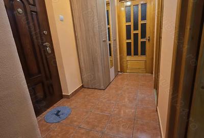 Inchiriez apartament 2 camere Micro 20 - 7
