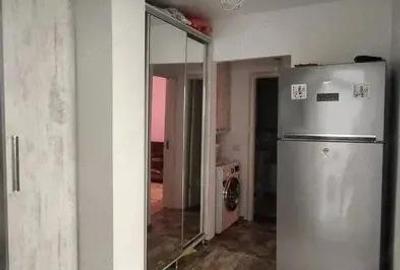 Apartament cu 2 camere decomandat în Km 4 - 6