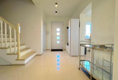 360 Imobiliare oferă spre vânzare o casă tip triplex Dumbravita - 3