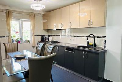 Apartament cu 4 camere decomandat în Vitan - 4