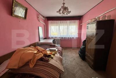 Apartament cu 3 camere decomandat în Valea Rosie - 4
