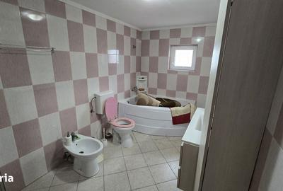 Casă cu 4 camere cu Teren 1000 Mp în Central - 7