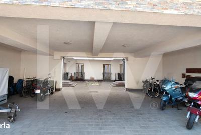 Apartament cu 4 camere în Central - 13