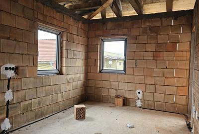 Casă cu 5 camere cu Canalizare în Florești - 5