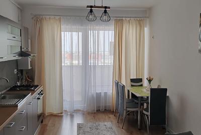Apartament cu 2 camere decomandat în Roșu