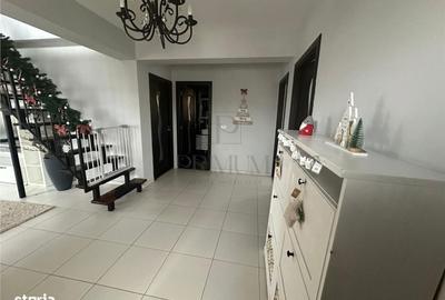 Casă cu 6 camere decomandat cu Canalizare în Braytim - 18