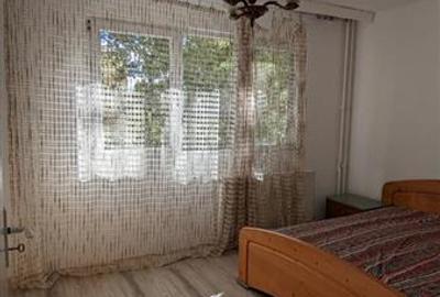 Apartament cu 2 camere semidecomandat în Micro I - 4