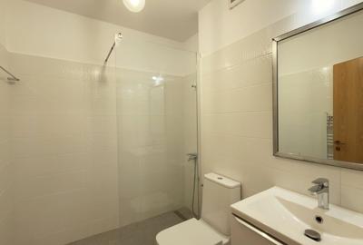 Apartament cu 2 camere decomandat, mobilat în Tractorul - 17