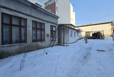 Casă individuală cu 4 camere cu Canalizare în P-ța Victoriei - 7