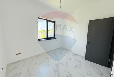 Duplex cu 5 camere cu Teren 300 Mp în Cornetu - 10