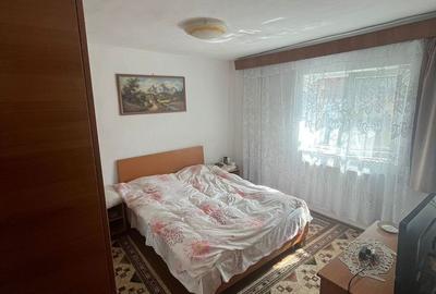 Casă individuală cu 4 camere cu Canalizare în Brătianu - 8