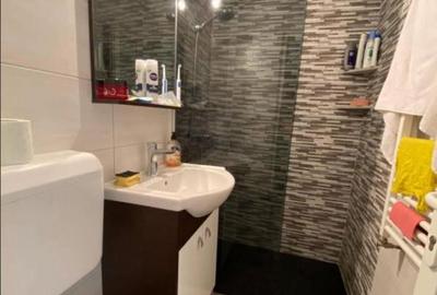 Apartament cu 2 camere semidecomandat, mobilat în Griviței