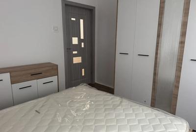 Ofer spre inchiriere Ap 2 camere - 2