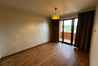Duplex cu 4 camere cu Canalizare în Florești - 13