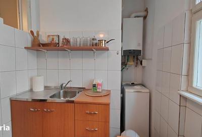 Apartament cu 2 camere decomandat în Ultracentral