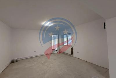 Spațiu comercial, de 155 mp, în 1 Mai - 6