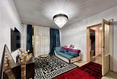 Apartament cu 3 camere semidecomandat în Central