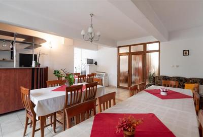 Hotel/Pensiune, de 1,250 mp, în Băile 1 Mai - 4