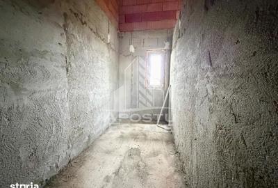 Casă cu 4 camere cu Teren 370 Mp în Tipografilor - 9
