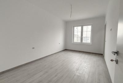 Duplex cu 3 camere cu Canalizare în Moșnița Nouă - 9