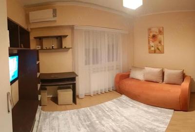 Garsonieră decomandată în - 5