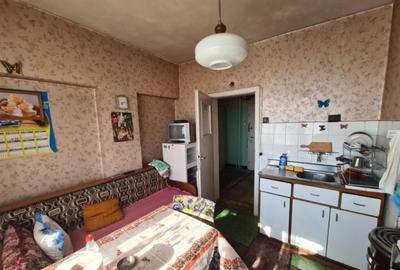 Vanzare garsoniera Dambovita - 2