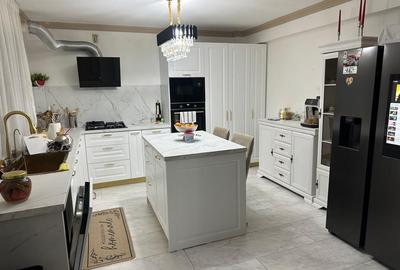 Casă cu 4 camere în Central - 4