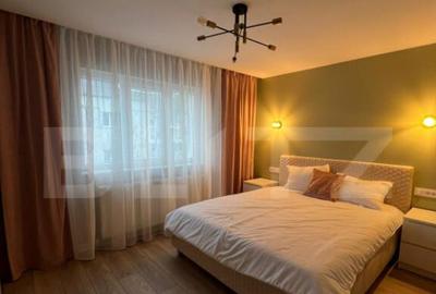 Apartament renovat, 2 camere, 50 mp, geam la baie, zona Geor