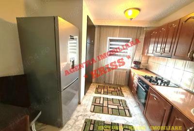 NOU PE PIA?A! Apartament 4 Camere EXERCI?IU Confort 1 Decomandat Etaj 2 Mobilat 88 Mp. - 3