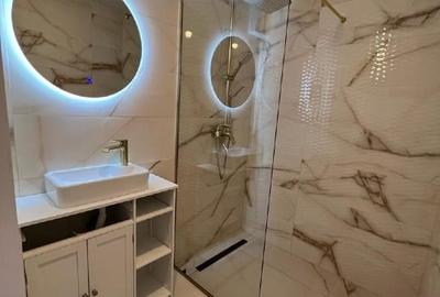 Apartament cu 3 camere decomandat în Central - 1