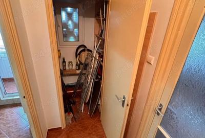 Vanzare apartament 2 camere Calea Grivitei 232, metrou 1 Mai - 10