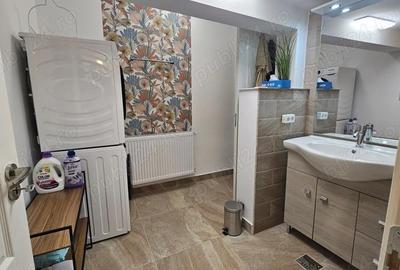 Apartament cu 3 camere semidecomandat în Aurel Vlaicu - 2