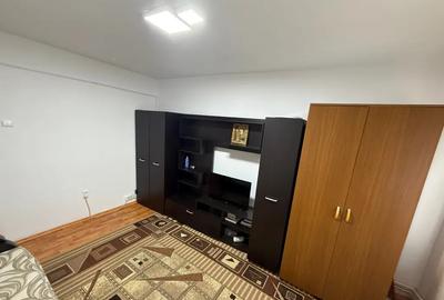 Garsonieră decomandată în Central - 7