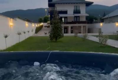 Spațiu comercial, de 625 mp, în Central - 16