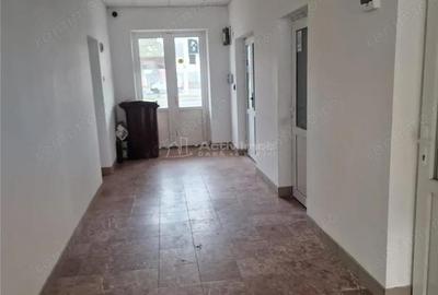 Spațiu comercial, de 15 mp, în Central - 2