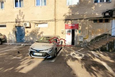 Spațiu comercial, de 130 mp, în Central - 6