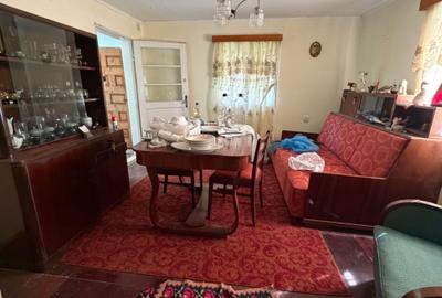 Casă cu 3 camere în Poiana - 1