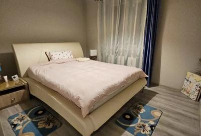 Apartament cu 3 camere decomandat în Central - 1