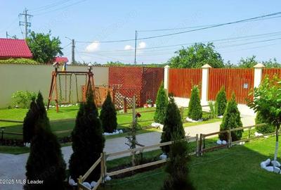 Casă cu 6 camere cu Canalizare în Brănești - 2