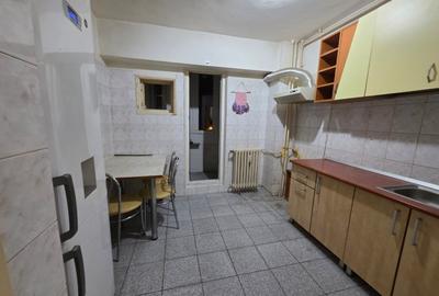 Piata Muncii, Decebal, 10 minute metrou, chiar pe Agricultori, - 2