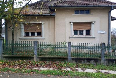 Casă cu 3 camere cu Teren 1700 Mp în Homorodu de Jos - 5