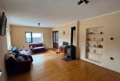 Casă cu 6 camere cu Teren 300 Mp în Tăuții-Măgherăuș