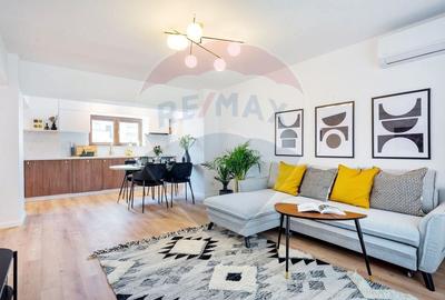Apartament cu 3 camere semidecomandat, mobilat în P-ța Unirii