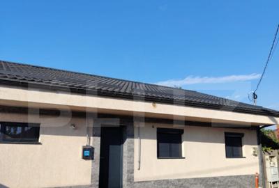 Spatiu comercial / casa pe parter, 82 mp, complet renovata, - 2