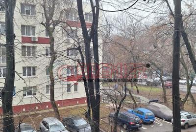 Garsonieră în Alexandru Obregia - 10