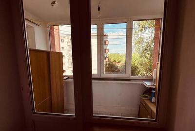 Apartament 3 camere Scriitorilor,pretabil pentru 3 STUDENTE Apartament 3 camere Scriitorilor,pretabil pentru 3 STUDENTE - 7