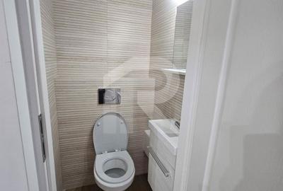 Apartament cu 3 camere semidecomandat, mobilat în Central - 2